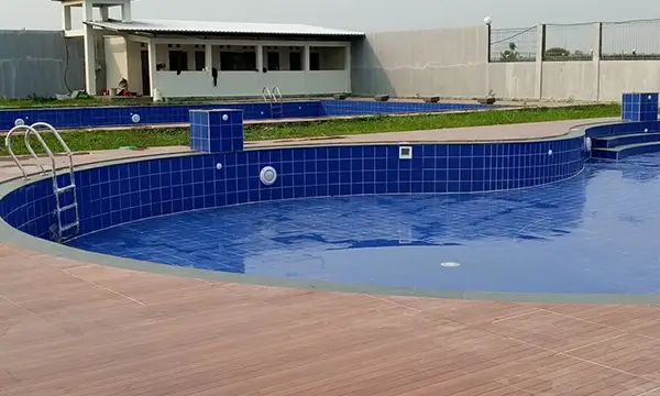 Renovasi Kolam Renang Modern Brebes